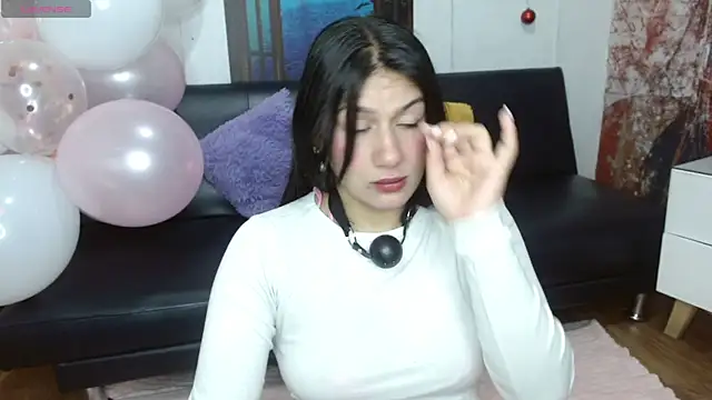 gigi gilt  online show from 18, 12, 2025