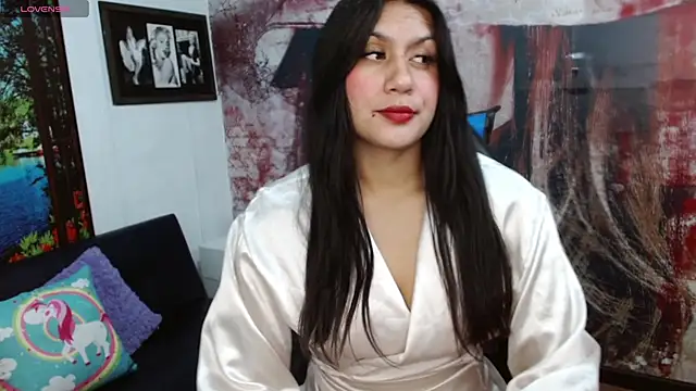 gigi gilt  online show from 13, 3, 2026