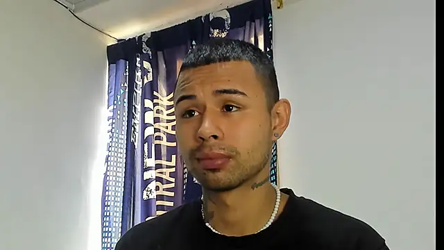  Logan Colton  online show from 20, 11, 2025