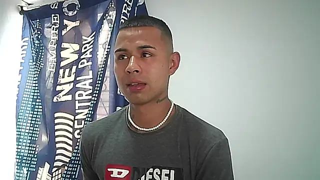  Logan Colton  online show from 9, 9, 2025