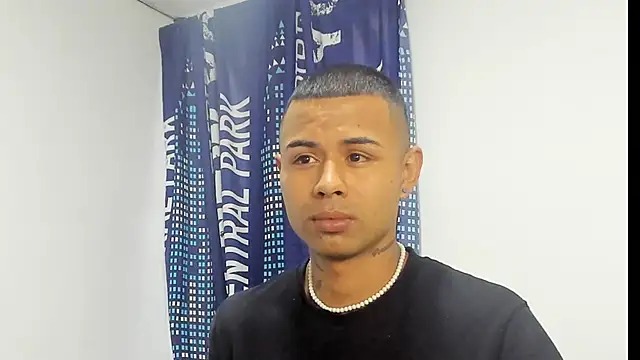  Logan Colton  online show from 12, 11, 2025