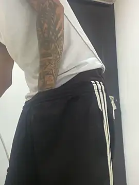  Logan Colton  online show from 25, 3, 2026