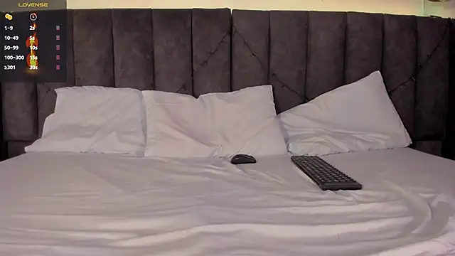 Sophie Smith19  online show from 27, 11, 2025