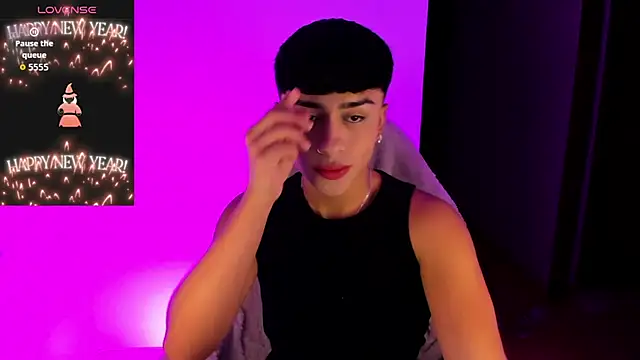 Matheewx m online show from 1, 10, 2025