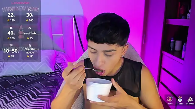 Matheewx m online show from 5, 3, 2026