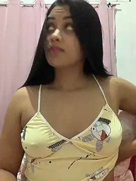 Snapshot of afroditii chatting on 2, 12, 2025 afroditii online show from 2, 12, 2025