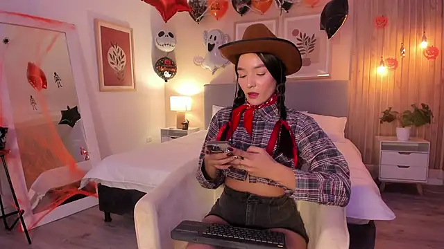 AuroraEvanss online show from 11, 10, 2025