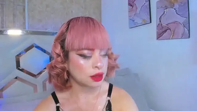 Venuss1  online show from 28, 11, 2025