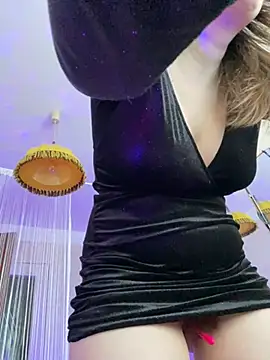 CrazyPinky online show from 5, 2, 2025