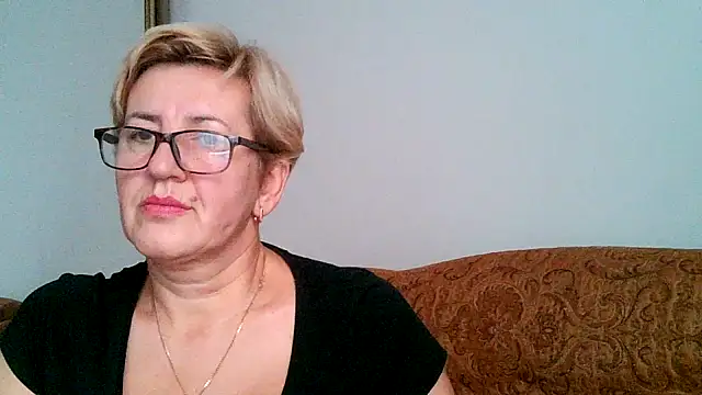 Dana4921 online show from 5, 10, 2025