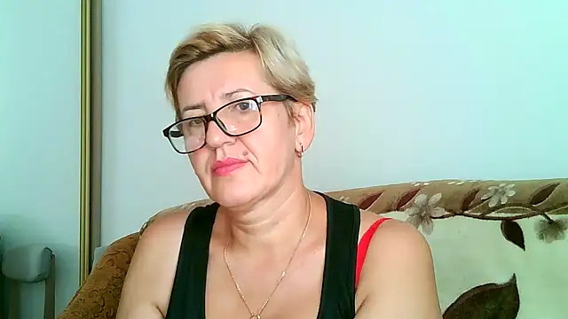 Dana4921 online show from 12, 9, 2025