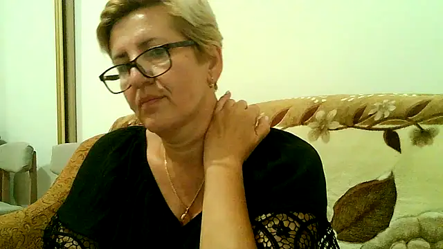 Dana4921 online show from 9, 9, 2025