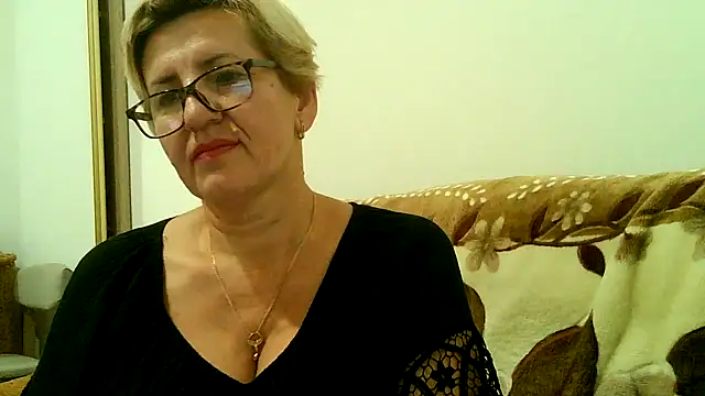 Dana4921 online show from 3, 10, 2025