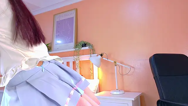 Taylorsmitth  online show from 22, 10, 2025