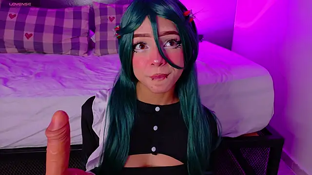 Taylorsmitth  online show from 1, 12, 2025