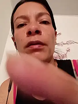 Snapshot of kim_lebanon chatting on 11, 1, 2026 kim lebanon online show from 11, 1, 2026