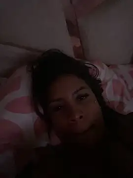 Snapshot of MarianaaSantos chatting on 4, 4, 2026 MarianaaSantos online show from 4, 4, 2026