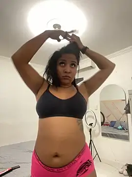 Snapshot of MarianaaSantos chatting on 2, 4, 2026 MarianaaSantos online show from 2, 4, 2026