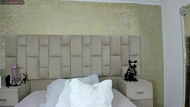 Snapshot of cloesummerr_ chatting on 11, 11, 2025 cloesummerr online show from 11, 11, 2025