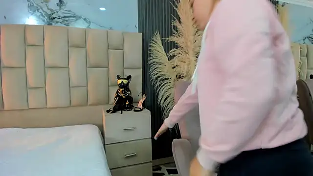 Snapshot of cloesummerr_ chatting on 20, 2, 2026 cloesummerr online show from 20, 2, 2026