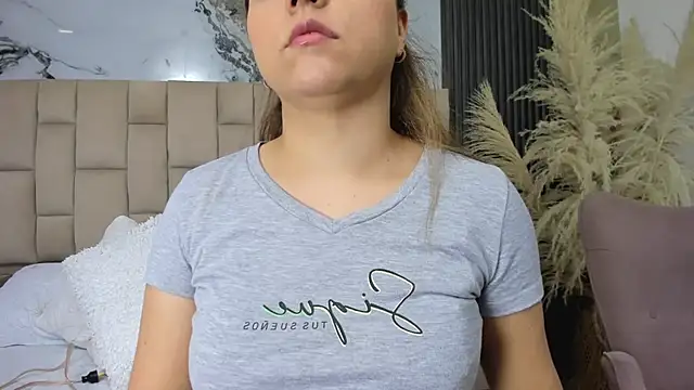 Snapshot of cloesummerr_ chatting on 21, 2, 2026 cloesummerr online show from 21, 2, 2026