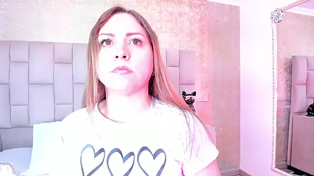 Snapshot of cloesummerr_ chatting on 26, 9, 2025 cloesummerr online show from 26, 9, 2025