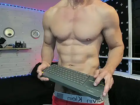 AdanXanders online show from 12, 9, 2025