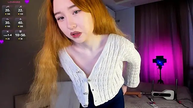 Clarity Yumi online show from 1, 11, 2025