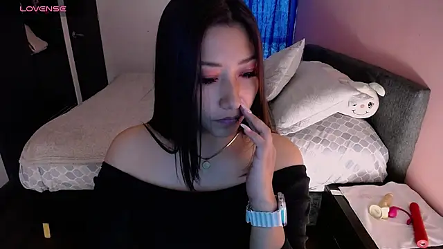 Mia 1120 online show from 28, 4, 2026