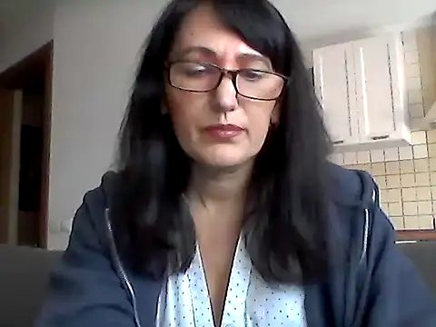 Elena48324 online show from 4, 3, 2026