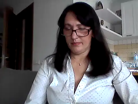 Elena48324 online show from 8, 5, 2026
