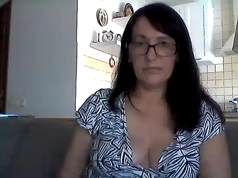 Elena48324 online show from 27, 6, 2026