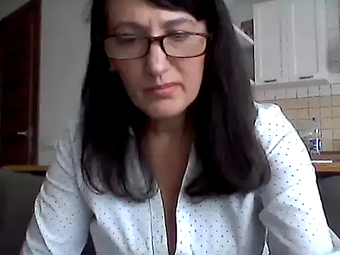 Elena48324 online show from 2, 11, 2025