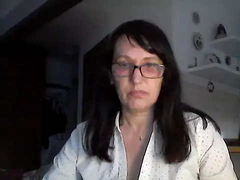 Elena48324 online show from 24, 4, 2026