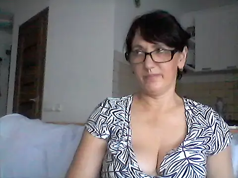 Elena48324 online show from 3, 7, 2026