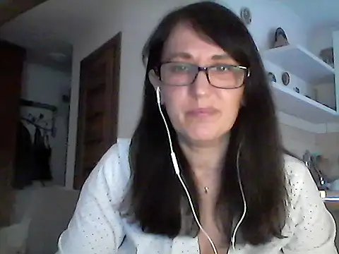 Elena48324 online show from 3, 6, 2026
