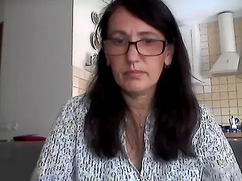 Elena48324 online show from 13, 6, 2026