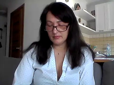 Elena48324 online show from 31, 5, 2026