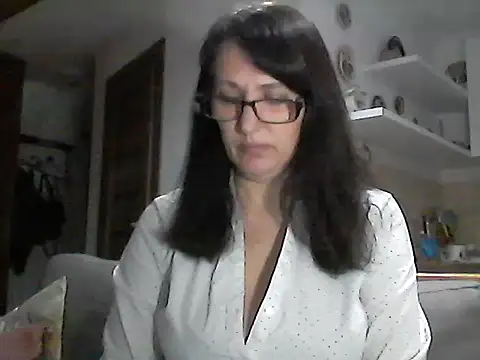 Elena48324 online show from 8, 4, 2026