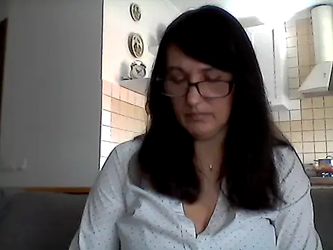 Elena48324 online show from 7, 6, 2026