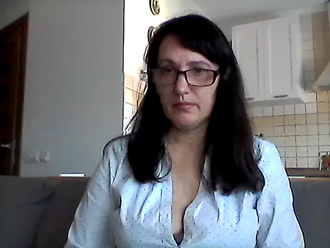 Elena48324 online show from 17, 5, 2026