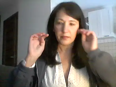 Elena48324 online show from 11, 1, 2026