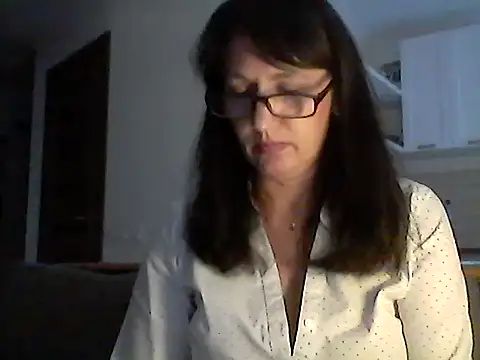 Elena48324 online show from 5, 10, 2025