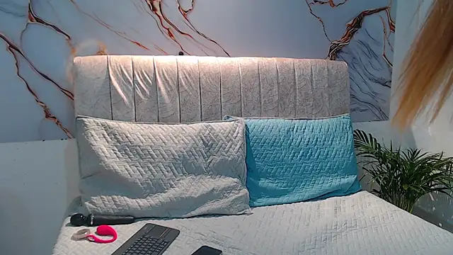  Tiffany1 online show from 24, 10, 2025