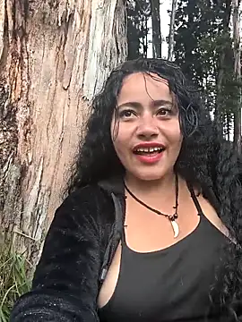 Yaya watson online show from 28, 4, 2026