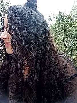 Yaya watson online show from 8, 10, 2025