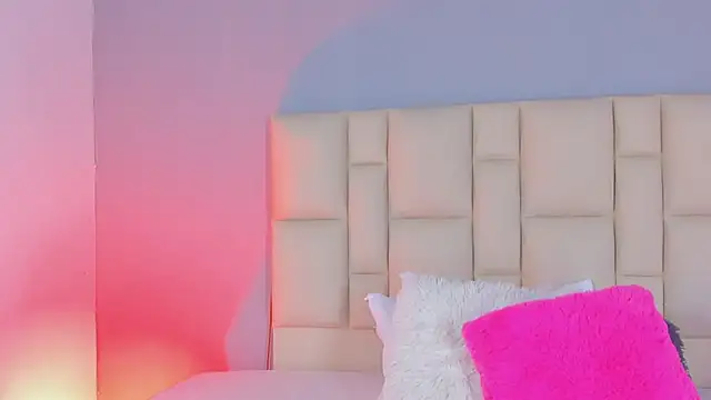 Zafiro  Brown online show from 21, 12, 2025