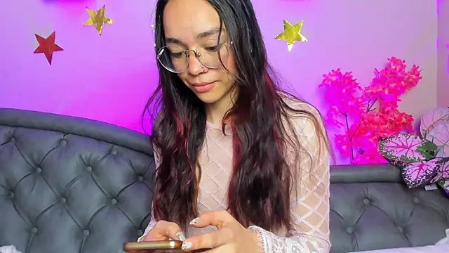 Dafne Mel online show from 27, 11, 2025