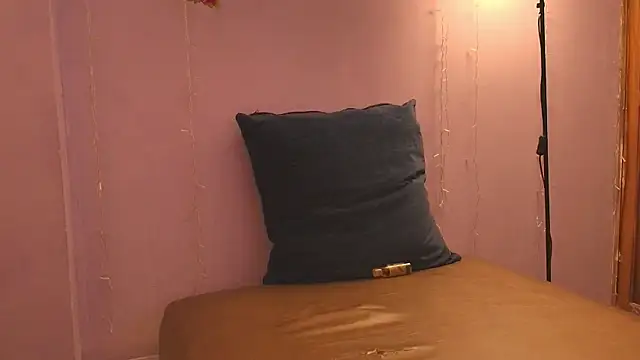 Dafne Mel online show from 19, 11, 2025