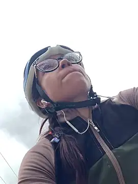 Dafne Mel online show from 14, 9, 2025